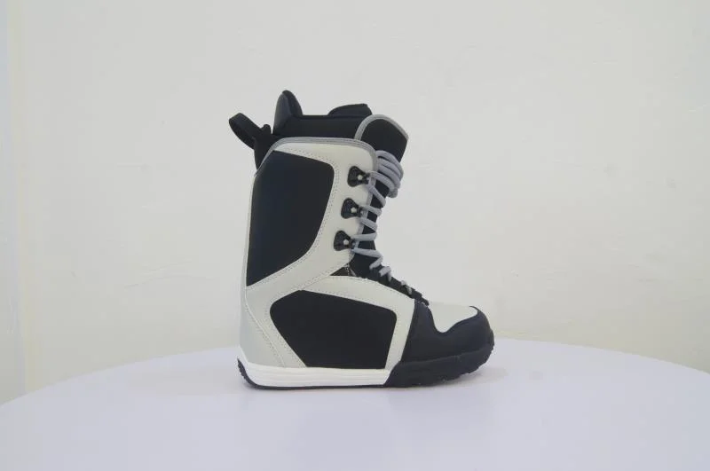 Snowboard Boots Ski Boots Ski Shoes in Stock in Inventory